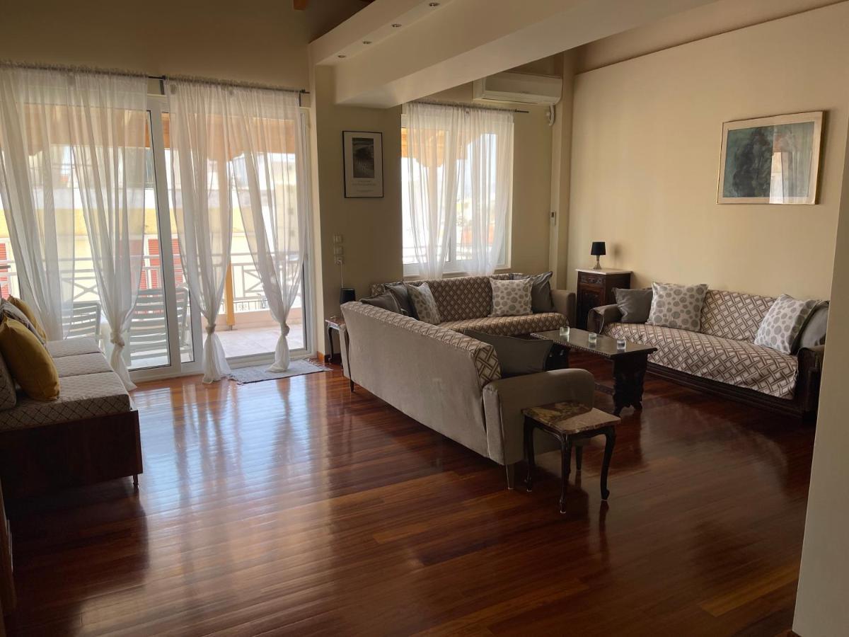 Azure Retreat Apartment Loutraki  Exterior photo